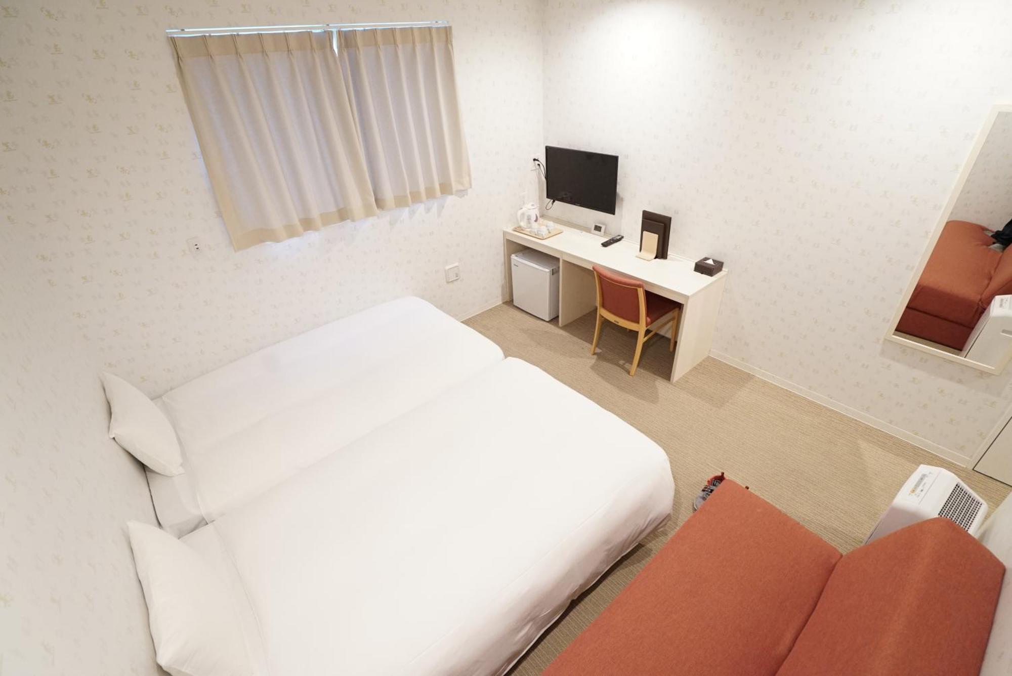 Cvsベイホテル新館 2*